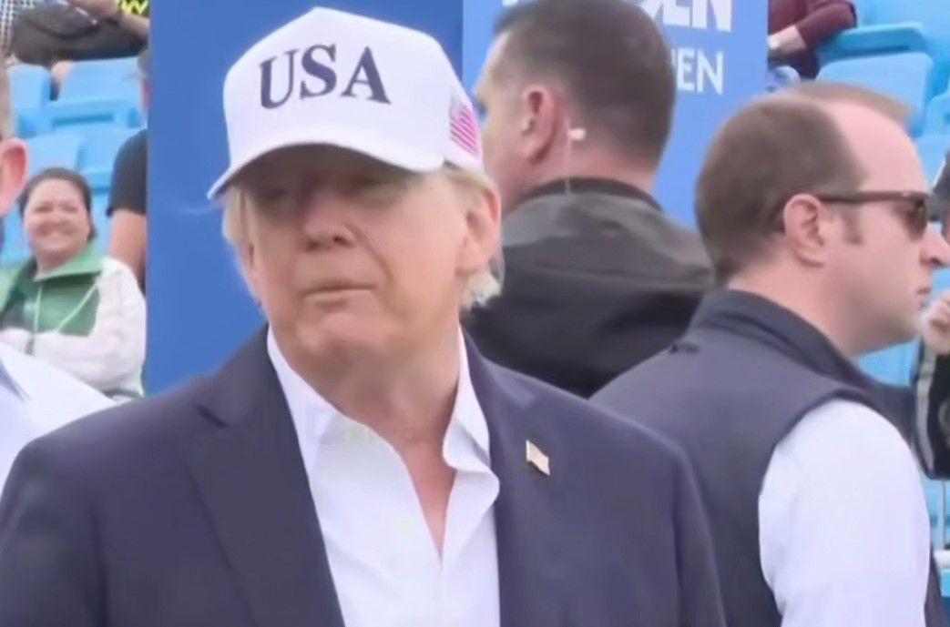 Трамп закликав Зеленського припинити удари по російських енергетичних об’єктах Трамп закликав Зеленського припинити удари по російських енергетичних об’єктах